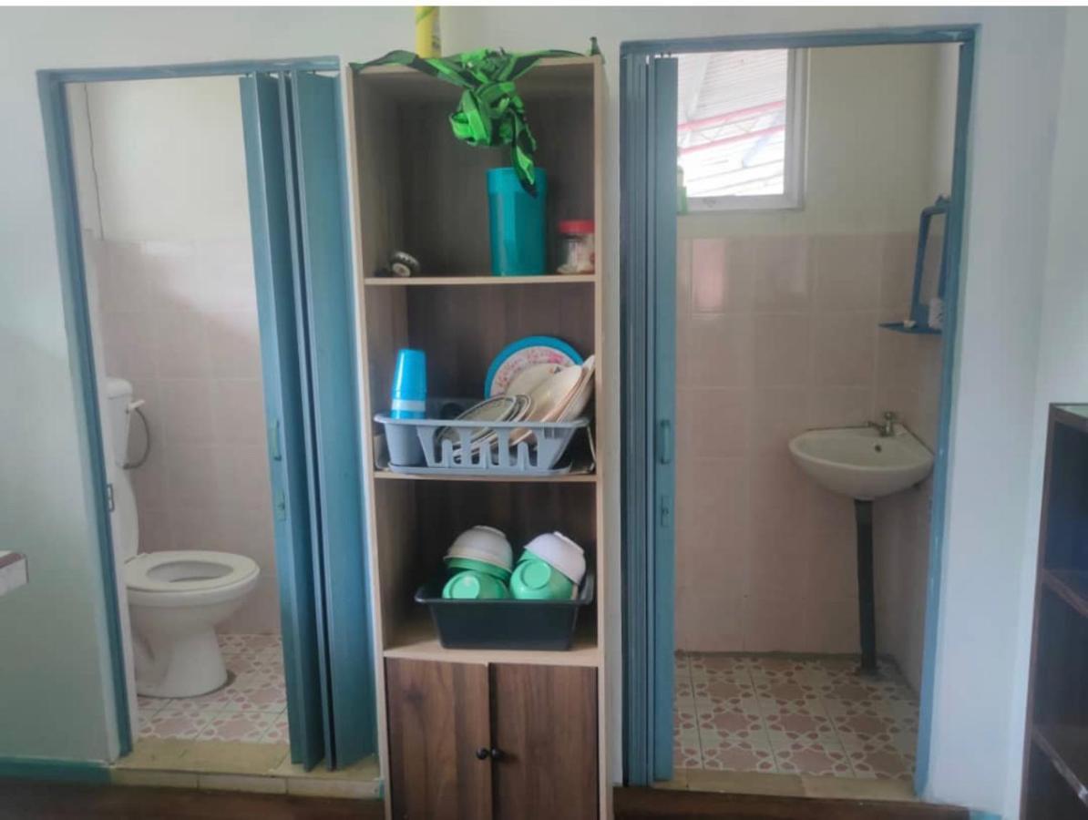 Mak Homestay Upstairs With 5 Bedrooms Kundasang Luaran gambar