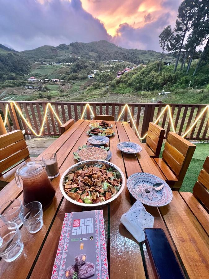 Mak Homestay Upstairs With 5 Bedrooms Kundasang Luaran gambar